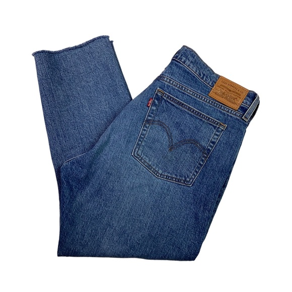 Levi’s Premium Wedgie  Buttonfly Jeans - Picture 8 of 12